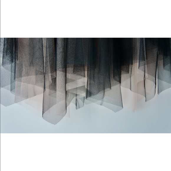 Never worn - Mesh pleated skirt - Picture 3 of 3